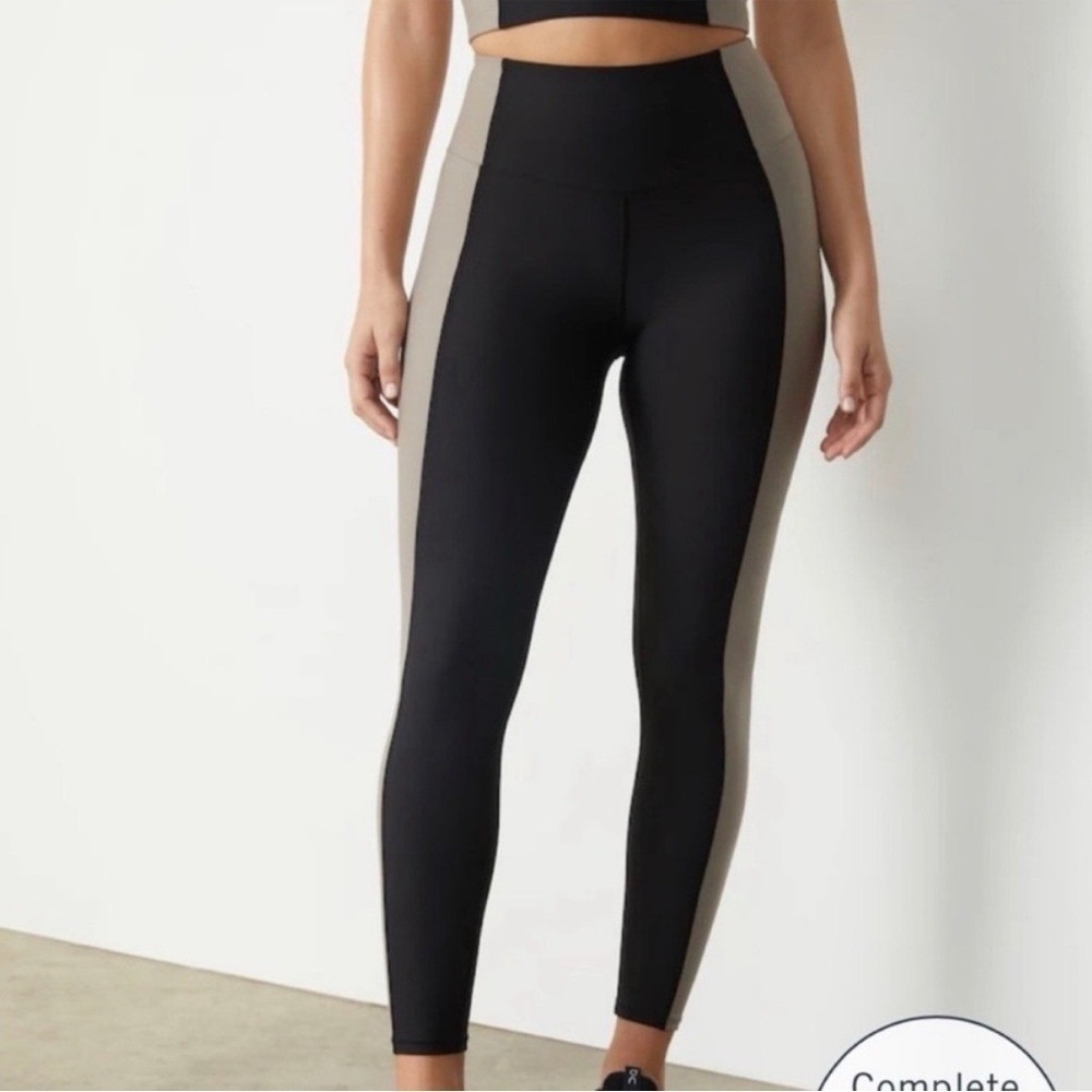 High-Waist Colorblock Leggings - Black & Taupe